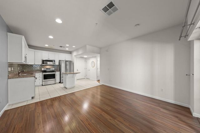 88 N Jackson Avenue 114, San Jose, CA 95116