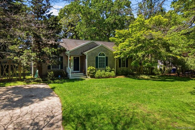 34 Waterhole Road, East Hampton, NY 11937