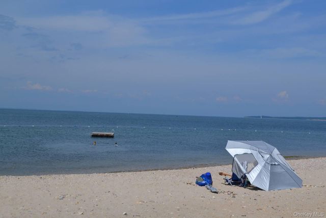 34 Waterhole Road, East Hampton, NY 11937