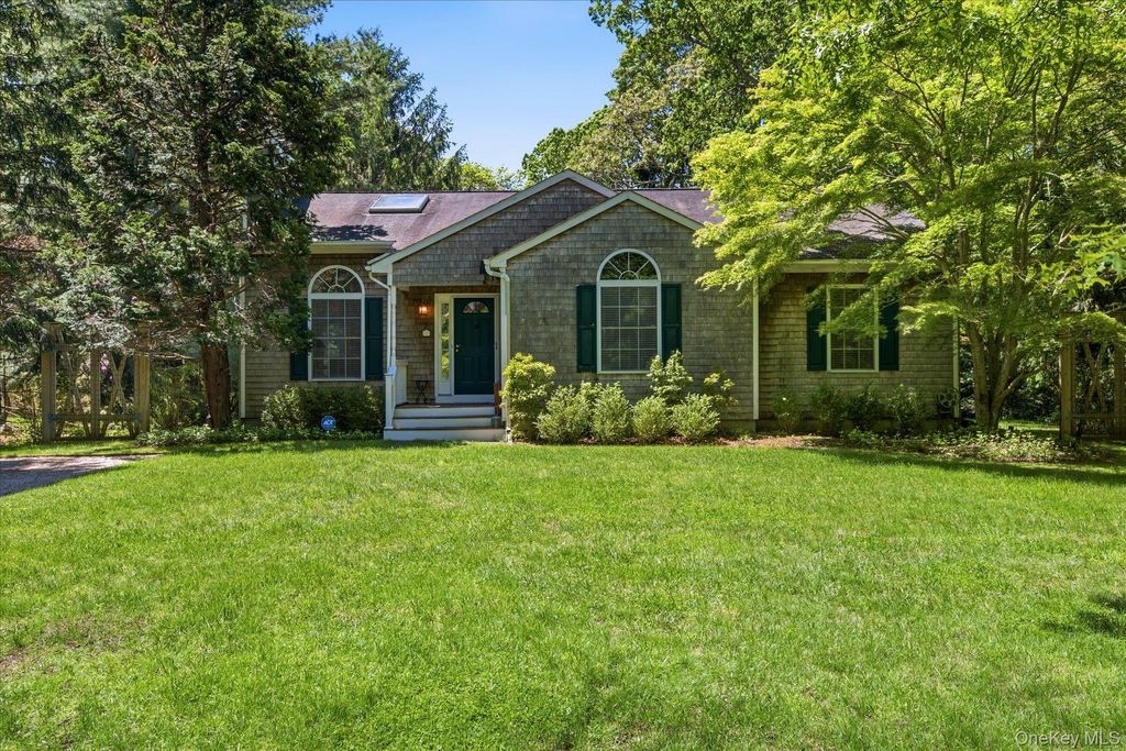 34 Waterhole Road, East Hampton, NY 11937