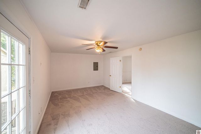 2317 S 28th St, Paducah, KY 42003