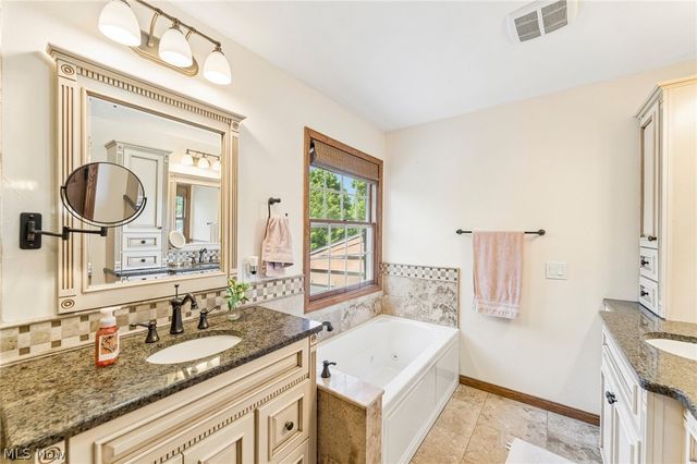 4022 Sunset Drive, Medina, OH 44256