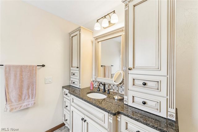 4022 Sunset Drive, Medina, OH 44256