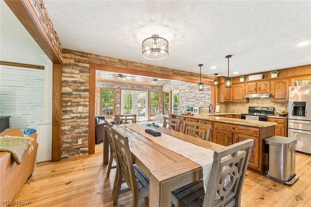 4022 Sunset Drive, Medina, OH 44256