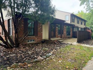 39596 Old Dominion Drive, Clinton Charter Township, MI 48038