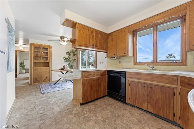 1709 Edmar Street, Louisville, OH 44641