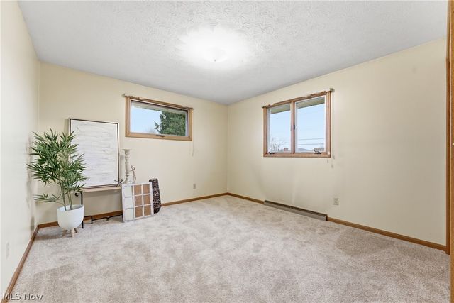 1709 Edmar Street, Louisville, OH 44641