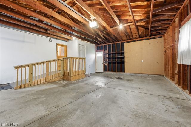 1709 Edmar Street, Louisville, OH 44641