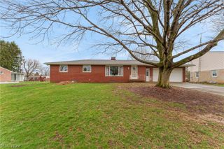 1709 Edmar Street, Louisville, OH 44641