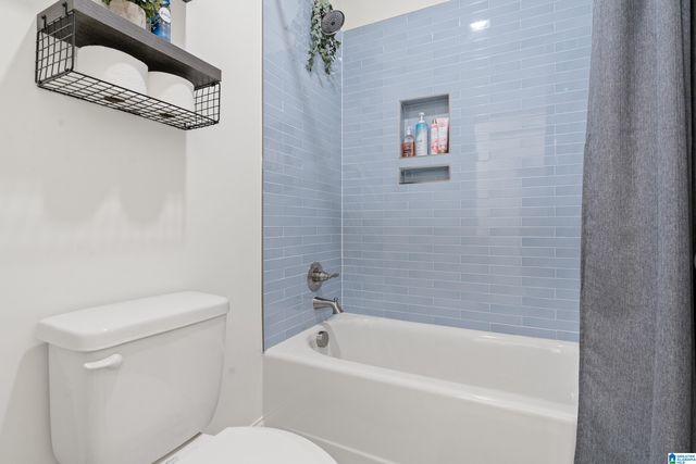 3021 VESTAVIA TERRACE DRIVE, Vestavia Hills, AL 35216