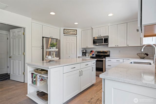 14424 SE 278th Place, Kent, WA 98042