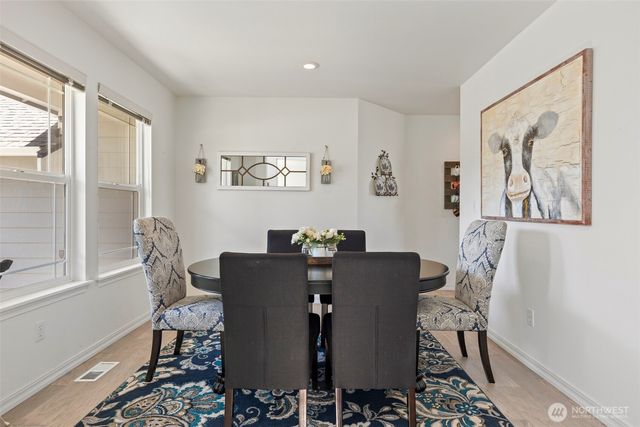 14424 SE 278th Place, Kent, WA 98042