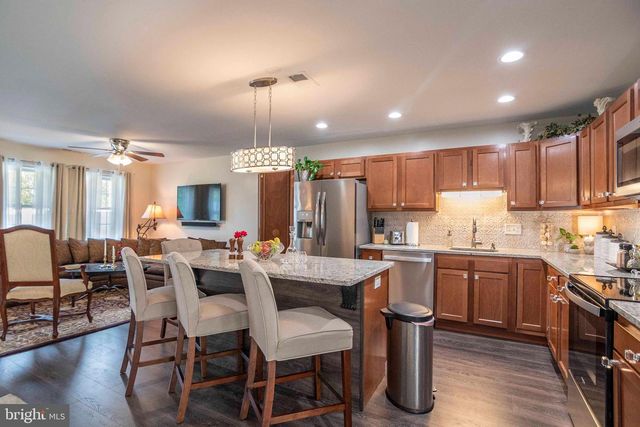 246 PARKSIDE CT, Woodstock, VA 22664