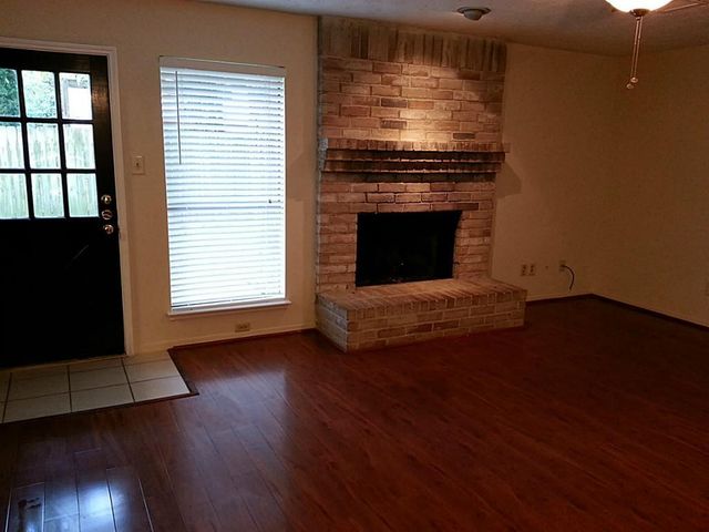 1907 Liberty Point Lane, Sugar Land, TX 77478