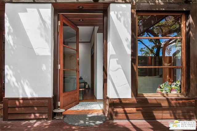 465 N Calle Rolph, Palm Springs, CA 92262
