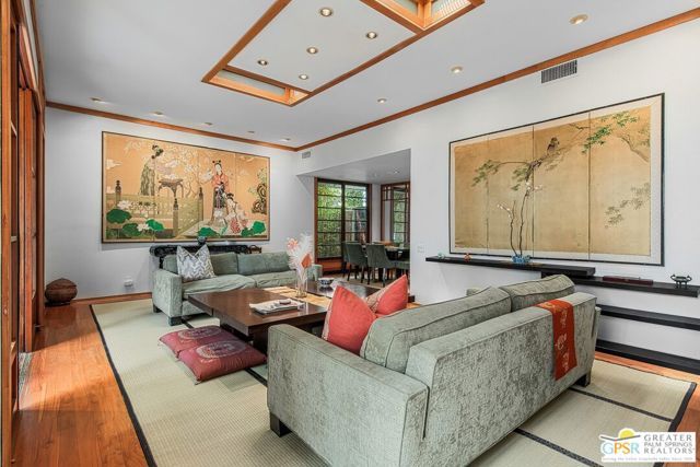 465 N Calle Rolph, Palm Springs, CA 92262