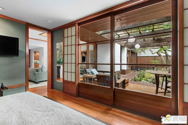 465 N Calle Rolph, Palm Springs, CA 92262