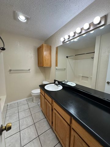 4504 Mizzenmast Court, Fort Worth, TX 76135