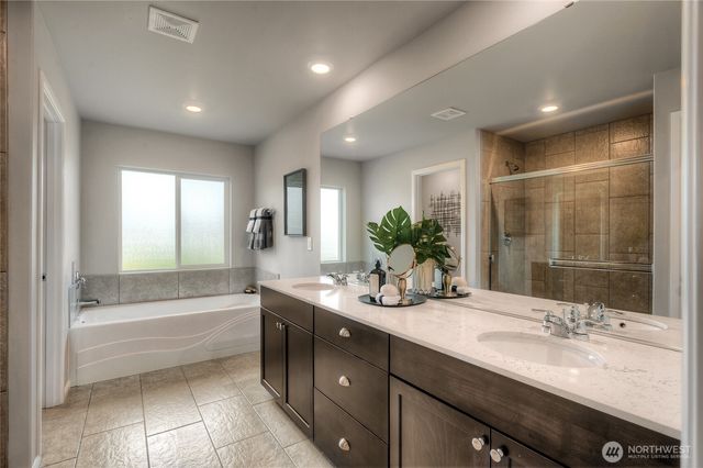 8410 44th Place NE, Marysville, WA 98270