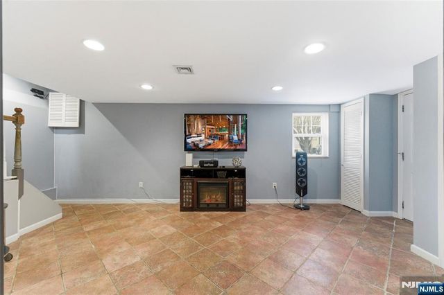 1 Gertz Avenue, Little Ferry, NJ 07643