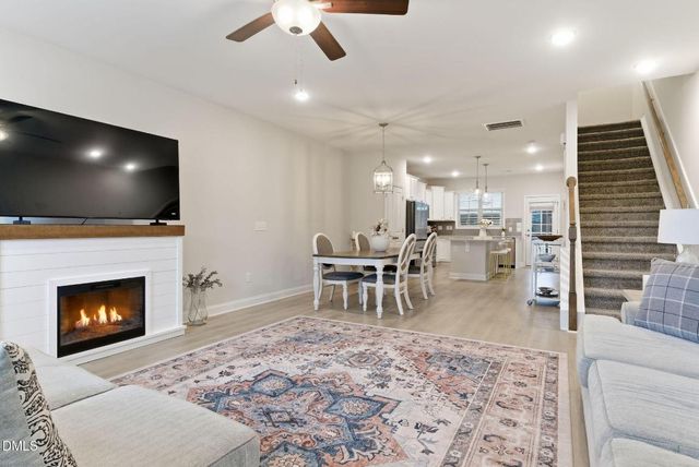 978 Gateway Commons Circle, Wake Forest, NC 27587