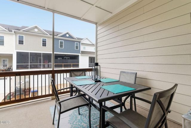 978 Gateway Commons Circle, Wake Forest, NC 27587