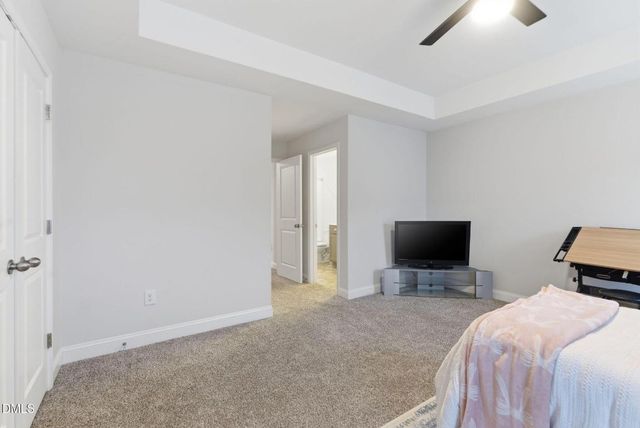 978 Gateway Commons Circle, Wake Forest, NC 27587