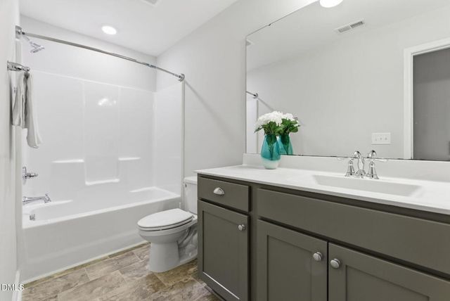 978 Gateway Commons Circle, Wake Forest, NC 27587