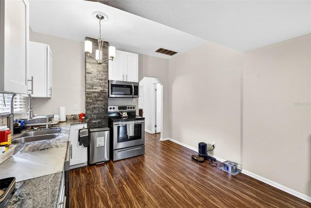 3007 N CENTRAL AVENUE, Tampa, FL 33603