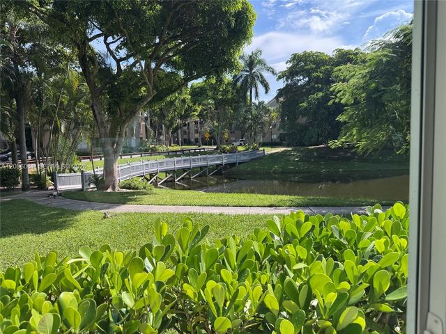 1825 Palm Cove Boulevard 7-303, Delray Beach, FL 33445