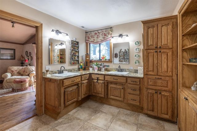 13360 Miller Drive, Azle, TX 76020