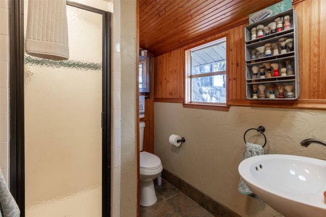 13360 Miller Road, Azle, TX 76020