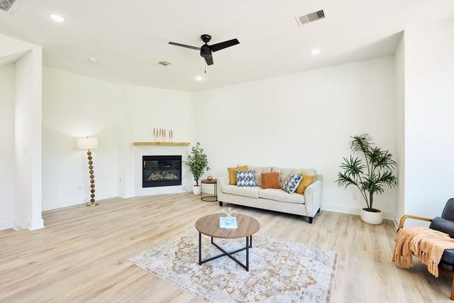 3452 Bremond Street, Houston, TX 77004