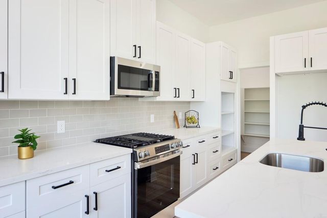 3452 Bremond Street, Houston, TX 77004