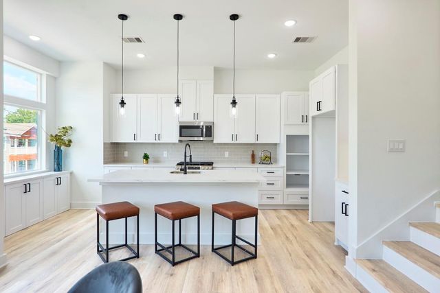 3452 Bremond Street, Houston, TX 77004