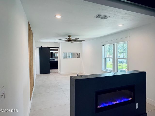 1608 N Halifax Avenue, Daytona Beach, FL 32118