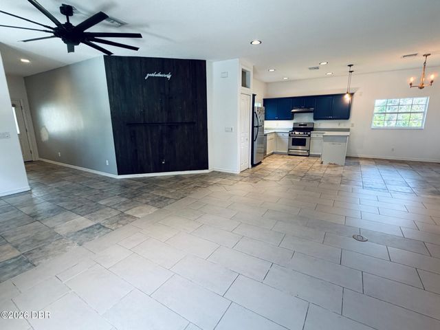1608 N Halifax Avenue, Daytona Beach, FL 32118