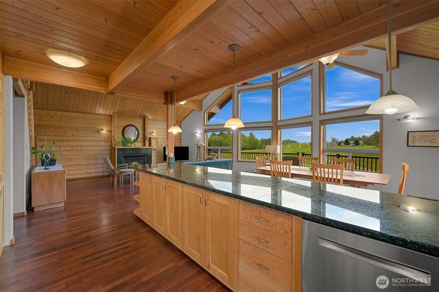 3450 Meadow Wood Lane, Ferndale, WA 98248