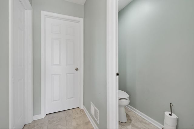 26525 W Old Stage Lane, Channahon, IL 60410