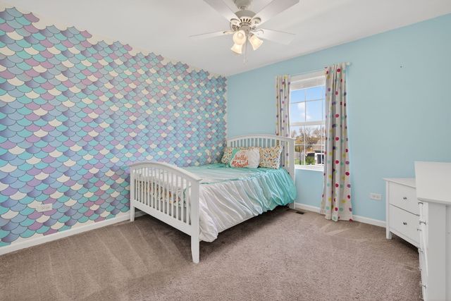 26525 W Old Stage Lane, Channahon, IL 60410