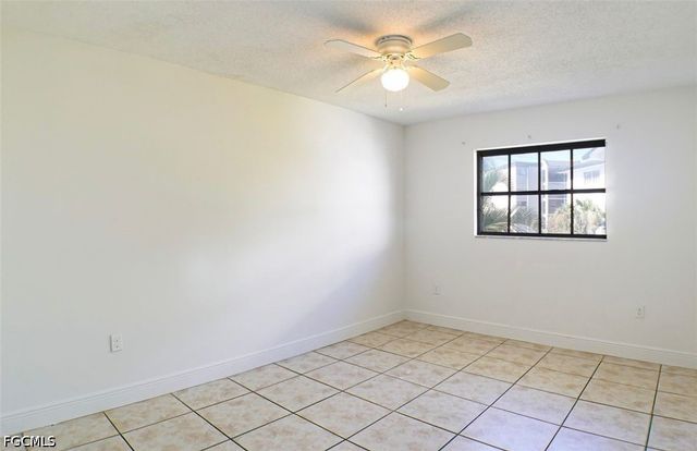 3706 Broadway 21, Fort Myers, FL 33901