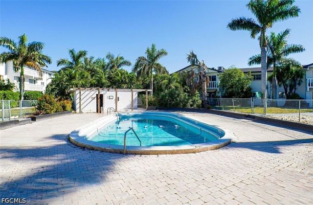 3706 Broadway 21, Fort Myers, FL 33901