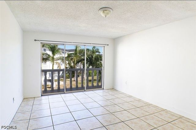3706 Broadway 21, Fort Myers, FL 33901