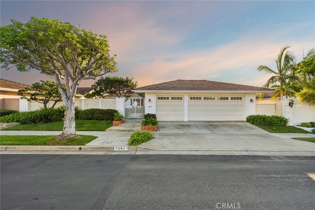 1307 Seacrest, Corona Del Mar, CA 92625 — exterior