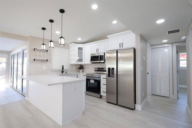 3416 W ELLICOTT STREET, Tampa, FL 33614