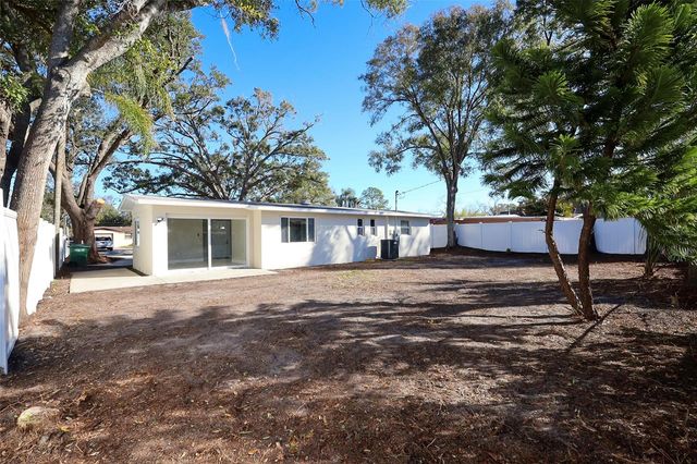 3416 W ELLICOTT STREET, Tampa, FL 33614