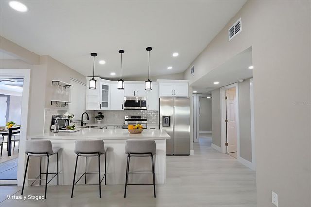 3416 W ELLICOTT STREET, Tampa, FL 33614