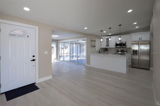 3416 W ELLICOTT STREET, Tampa, FL 33614