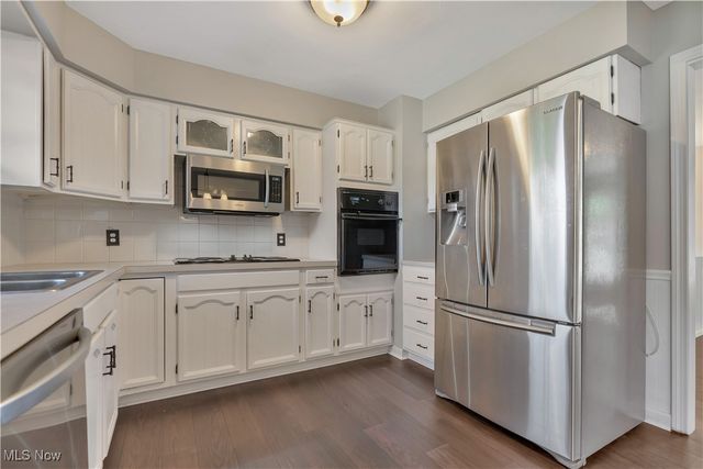 2793 Rita Street NE, Hartville, OH 44632