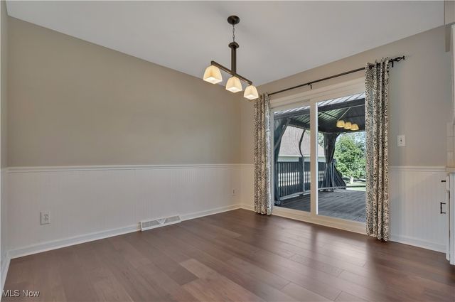 2793 Rita Street NE, Hartville, OH 44632